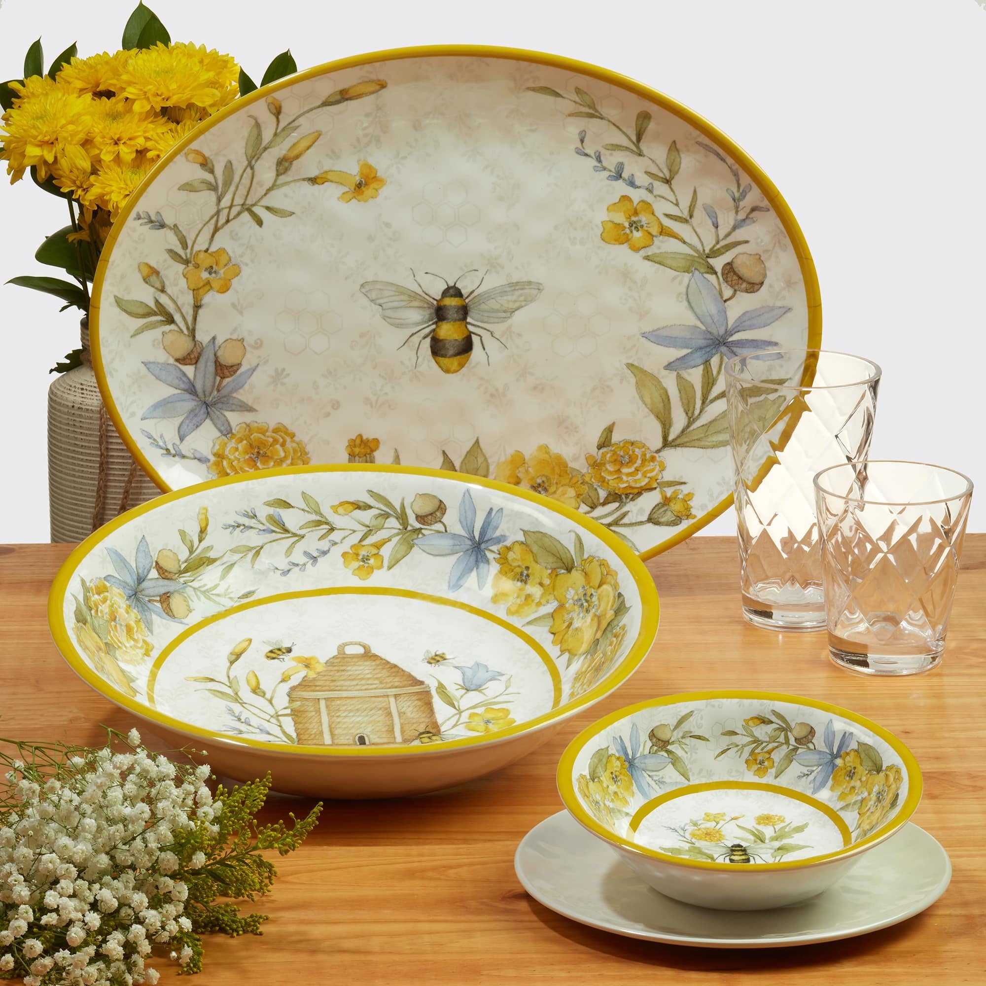 Certified International Bee Sweet 9" Melamine Salad/Dessert Plates, Set